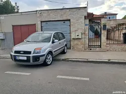 Utilizat 2009 Ford Fusion Berlinǎ | 3.600 EUR (Preț bun)