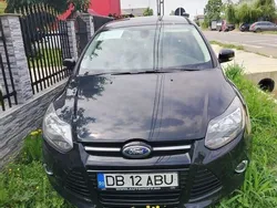 Negru Utilizat 2013 Ford Focus Trend Break | 4.800 EUR (Preț OK)