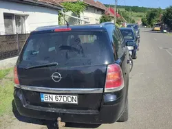 Utilizat 2006 Opel Zafira Monovolum | 750 EUR