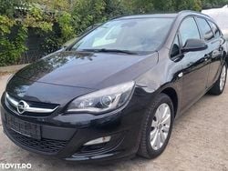 Culoarenegru Utilizat 2015 Opel Astra Active Break | 5.000 EUR (Preț bun)