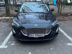 Culoarenegru Utilizat 2019 Ford Focus Titanium Break | 12.899 EUR (Puțin scump)
