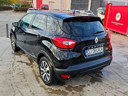 Culoarenegru Utilizat 2014 Renault Captur Dynamique SUV | 7.550 EUR (Preț OK)