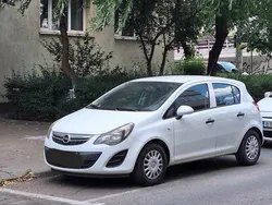 Alb Utilizat 2014 Opel Corsa Hatchback | 5.000 EUR (Preț OK)