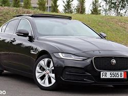 Culoarenegru Utilizat 2021 Jaguar XE R-Dynamic Berlinǎ | 18.999 EUR
