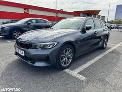 Culoaregri Utilizat 2021 BMW 330e Sport Line Break | 26.500 EUR