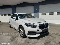 Culoarealb Utilizat 2021 BMW 118 Advantage Hatchback | 7.900 EUR