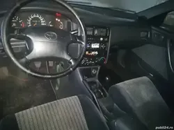 Utilizat 1998 Toyota Carina | 700 EUR