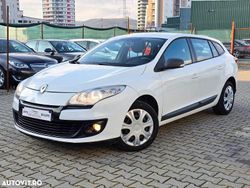Culoarealb Utilizat 2013 Renault Mégane GrandTour Initiale Paris Break | 4.200 EUR (Preț bun)