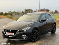 Culoarenegru Utilizat 2015 Mazda 3 Nakama Hatchback | 10.850 EUR (Preț OK)