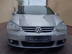 Argintiu Utilizat 2009 VW Golf VI United Coupe | 2.100 EUR (Preț bun)