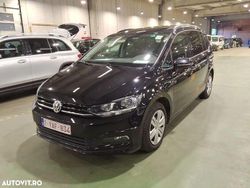 Culoarenegru Utilizat 2020 VW Touran Trendline Monovolum | 15.899 EUR (Puțin scump)
