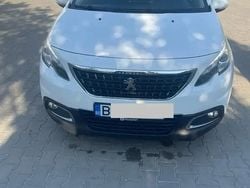 Alb Utilizat 2018 Peugeot 2008 Allure SUV | 9.200 EUR (Preț OK)