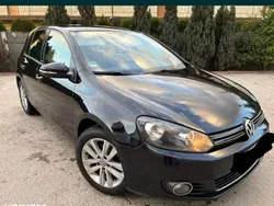 Culoarenegru Utilizat 2011 VW Golf VI Style Break | 5.300 EUR (Puțin scump)