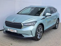 Gri deschis metalic Nouă 2025 Skoda Enyaq iV SUV | 34.500 EUR (Preț bun)