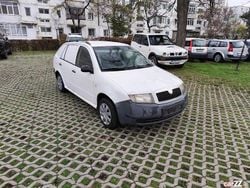 Alb Utilizat 2003 Skoda Fabia Berlinǎ | 499 EUR (Preț bun)
