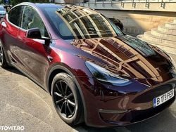 Culoarerosu Utilizat 2023 Tesla Model Y Performance SUV | 32.536 EUR (Super Preț)