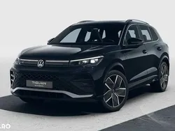 Culoarerosu Nouă 2025 VW Tiguan R-line SUV | 47.885 EUR