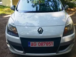 Alb Utilizat 2011 Renault Scénic III LIMITED Monovolum | 3.790 EUR (Preț OK)