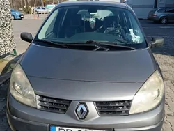 Utilizat 2005 Renault Grand Scénic II Monovolum | 1.300 EUR
