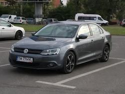 Gri Utilizat 2013 VW Jetta Berlinǎ | 6.800 EUR (Preț OK)