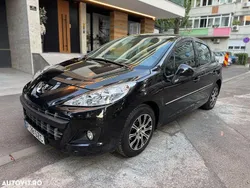 Negru Utilizat 2012 Peugeot 207 | 2.690 EUR (Preț OK)