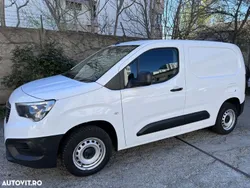 Alb Utilizat 2020 Opel Combo Monovolum | 7.990 EUR (Preț OK)