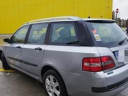Utilizat 2005 Fiat Stilo Berlinǎ | 750 EUR