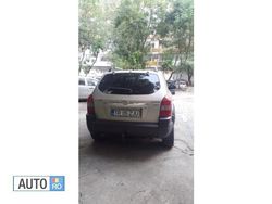 Gri Utilizat 2008 Hyundai Tucson SUV | 7.400 EUR (Preț bun)