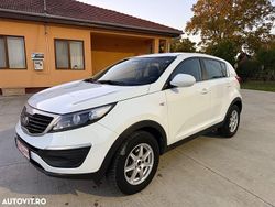 Culoarealb Utilizat 2013 Kia Sportage Premium SUV | 7.590 EUR (Preț bun)