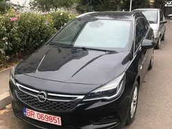 Culoarenegru Utilizat 2016 Opel Astra Edition Break | 6.500 EUR (Preț OK)
