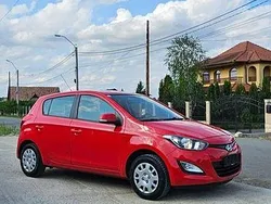 Culoarerosu Utilizat 2012 Hyundai i20 Comfort | 4.100 EUR (Super Preț)