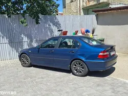 Albastru Utilizat 2005 BMW 320 Comfort Edition Berlinǎ | 3.000 EUR (Preț OK)