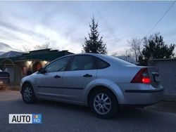 Gri Utilizat 2005 Ford Focus Trend+ Berlinǎ | 2.499 EUR (Scump)