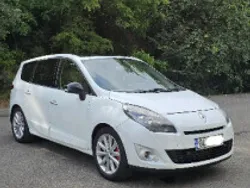 Alb Utilizat 2011 Renault Grand Scénic III Monovolum | 3.950 EUR