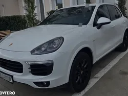 Alb Utilizat 2016 Porsche Cayenne Platinum Edition SUV | 26.000 EUR (Preț OK)