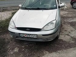 Utilizat 2005 Ford Focus Berlinǎ | 700 EUR