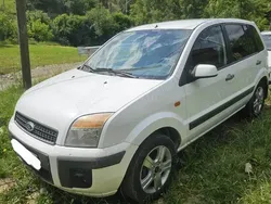 Alb Utilizat 2007 Ford Fusion Hatchback | 1.250 EUR (Super Preț)
