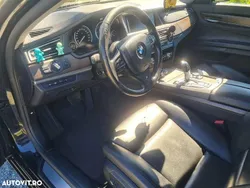 Culoarenegru Utilizat 2014 BMW 750 Comfort Edition Berlinǎ | 10.900 EUR
