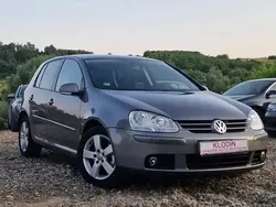 Gri Utilizat 2009 VW Golf VI Berlinǎ | 3.250 EUR (Preț bun)