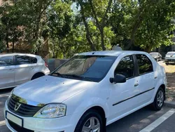 Alb Utilizat 2010 Dacia Logan Berlinǎ | 2.499 EUR (Preț OK)