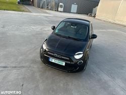 Culoarenegru Utilizat 2022 Fiat 500e Icon Coupe | 18.400 EUR (Scump)