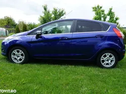 Albastru Utilizat 2015 Ford Fiesta Titanium Hatchback | 6.490 EUR (Preț OK)