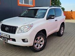 Alb Utilizat 2012 Toyota Land Cruiser Executive SUV | 18.900 EUR (Puțin scump)