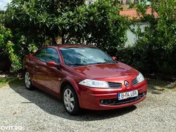 Culoarerosu Utilizat 2007 Renault Mégane Cabriolet Privilege Cabrio | 2.600 EUR