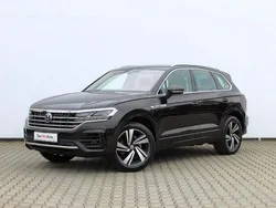 Maro inchis normal Utilizat 2019 VW Touareg R-line SUV | 48.900 EUR