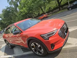 Rosu Utilizat 2021 Audi e-tron SUV | 44.999 EUR (Puțin scump)