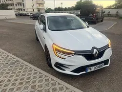 Alb Utilizat 2020 Renault Mégane IV Intens Hatchback | 11.999 EUR (Preț OK)