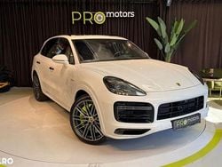 Culoarealb Utilizat 2020 Porsche Cayenne SUV | 99.900 EUR