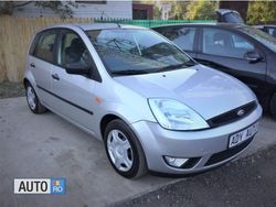Gri Utilizat 2004 Ford Fiesta Hatchback | 1.599 EUR (Preț bun)