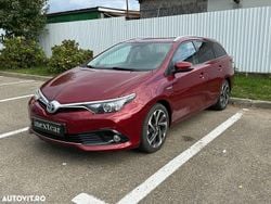 Culoarerosu Utilizat 2017 Toyota Auris Hybrid Comfort Break | 13.800 EUR (Preț OK)